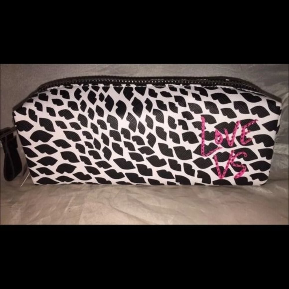 Victoria’s Secret white black LOVE VS lip cosmetic bag NWT